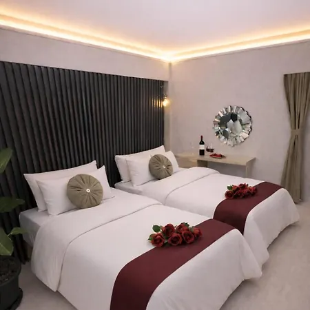 ホテル Zebra Buca 3*