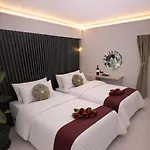 Hotel Zebra Buca 3*
